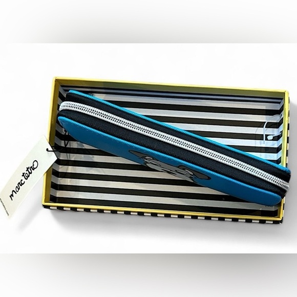 Marc Tetro Blue Dog ,Zip Around Long Wallet. - Picture 6 of 12